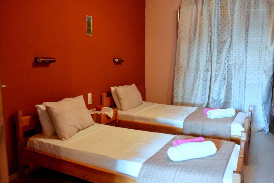 Issos Apartments Agios Georgios  Exteriör bild